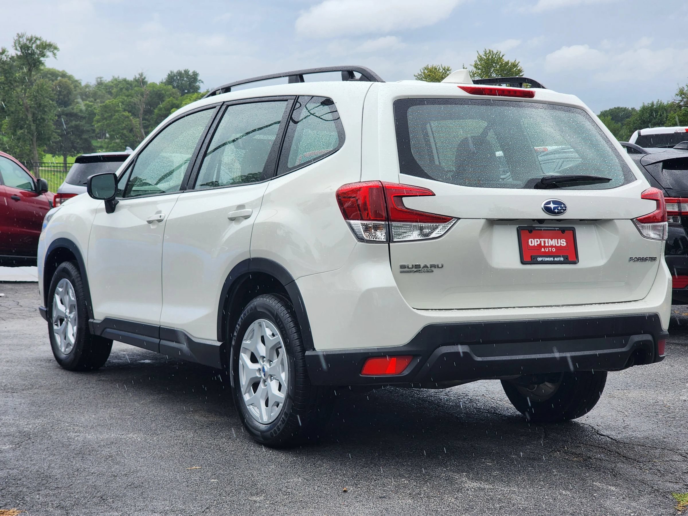 Used 2023 Subaru Forester AWD/4WD image 5
