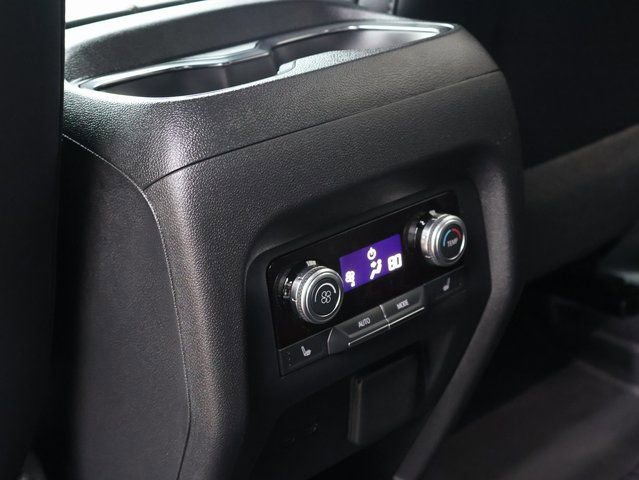 Used 2025 GMC Acadia AT4 w/ Super Cruise Package image 18