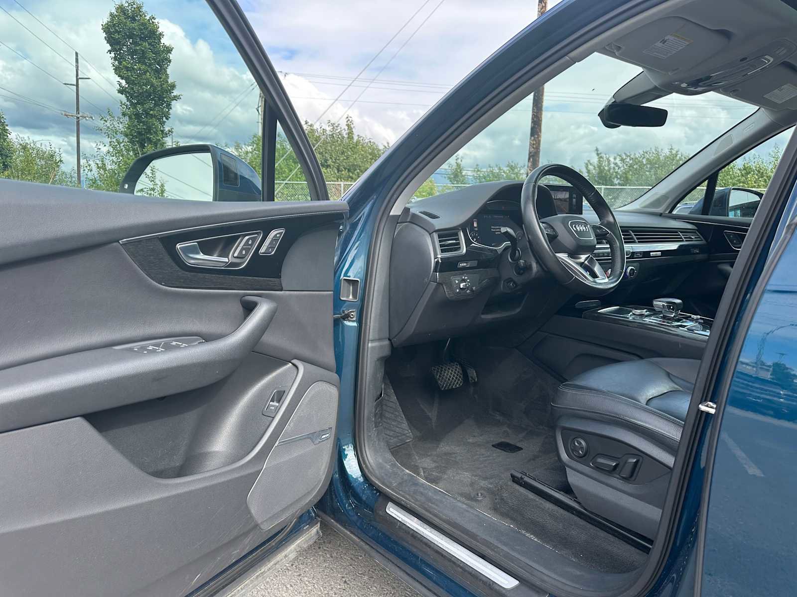 Used 2018 Audi Q7 3.0T Premium Plus image 22