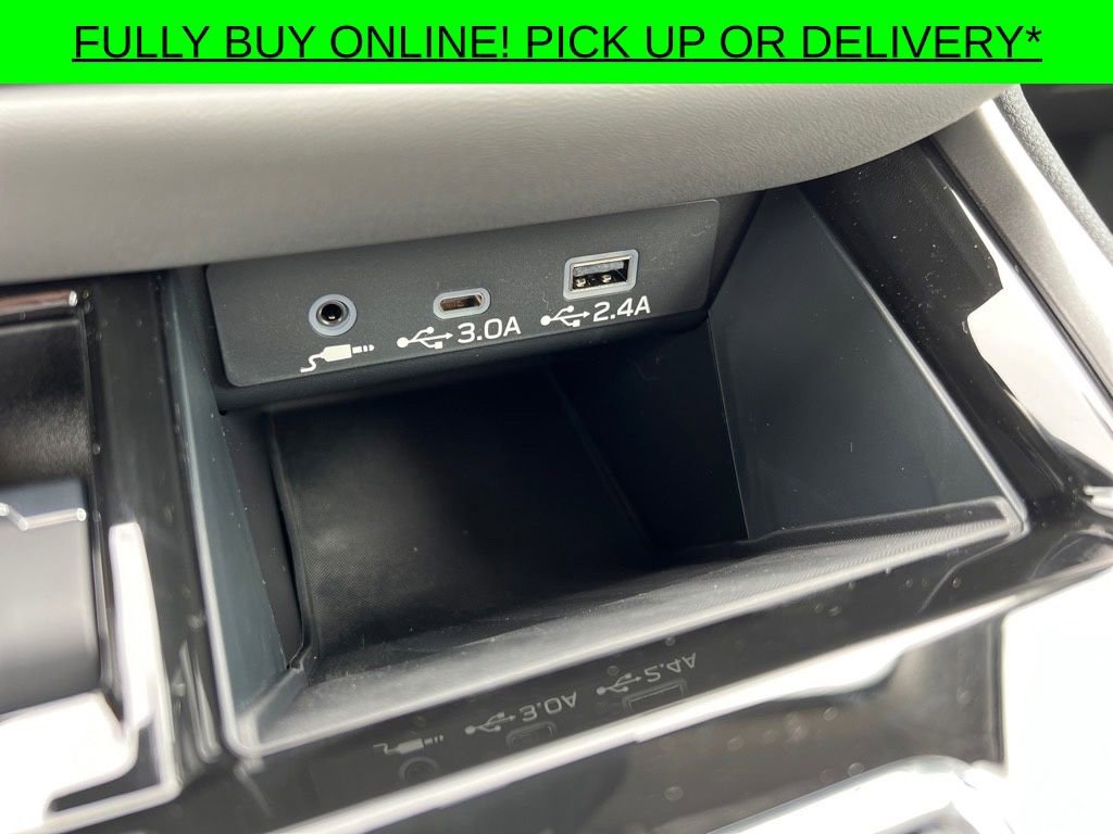 Certified 2025 Subaru Legacy Limited image 17