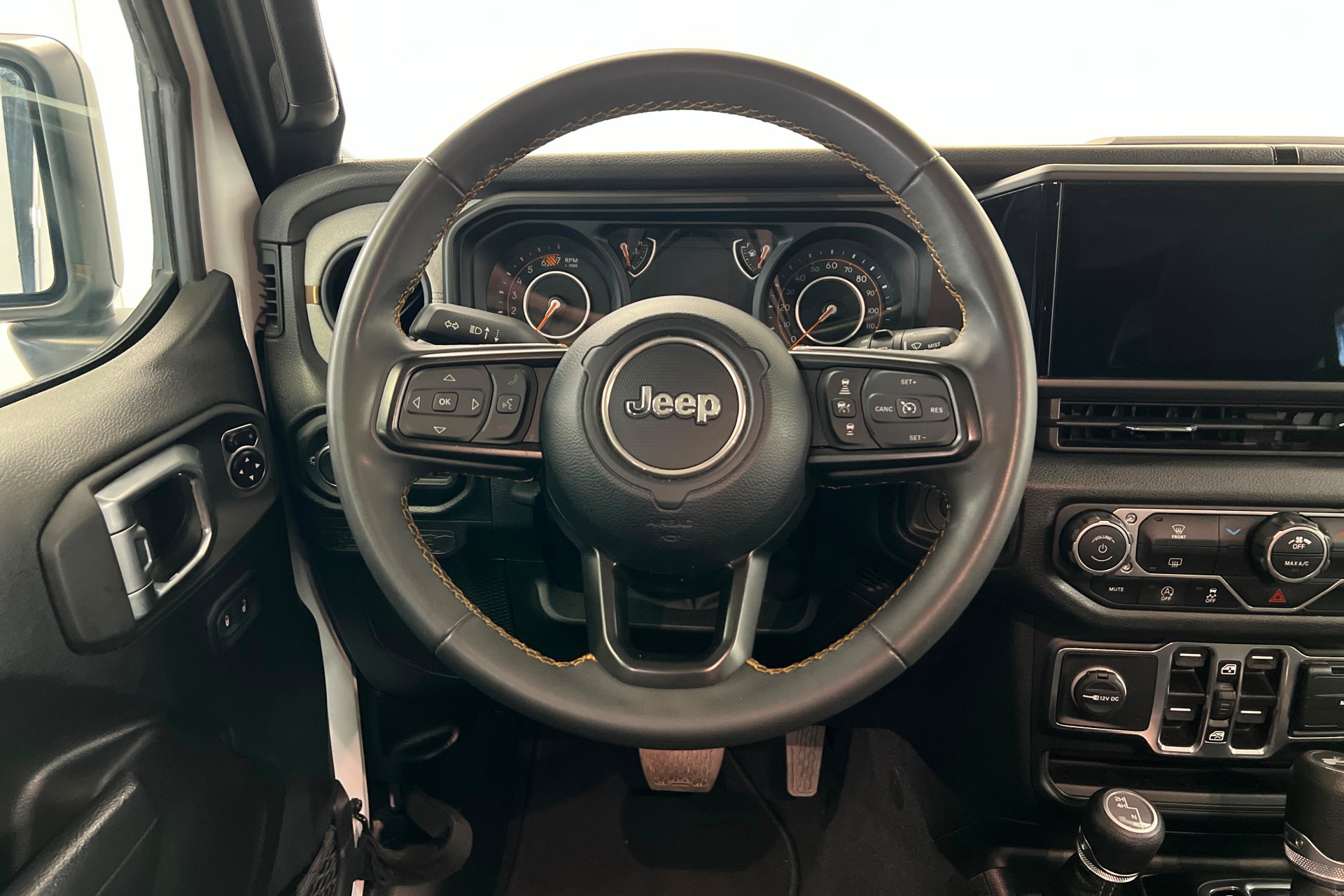 Certified 2024 Jeep Wrangler Unlimited Sport AWD/4WD image 12