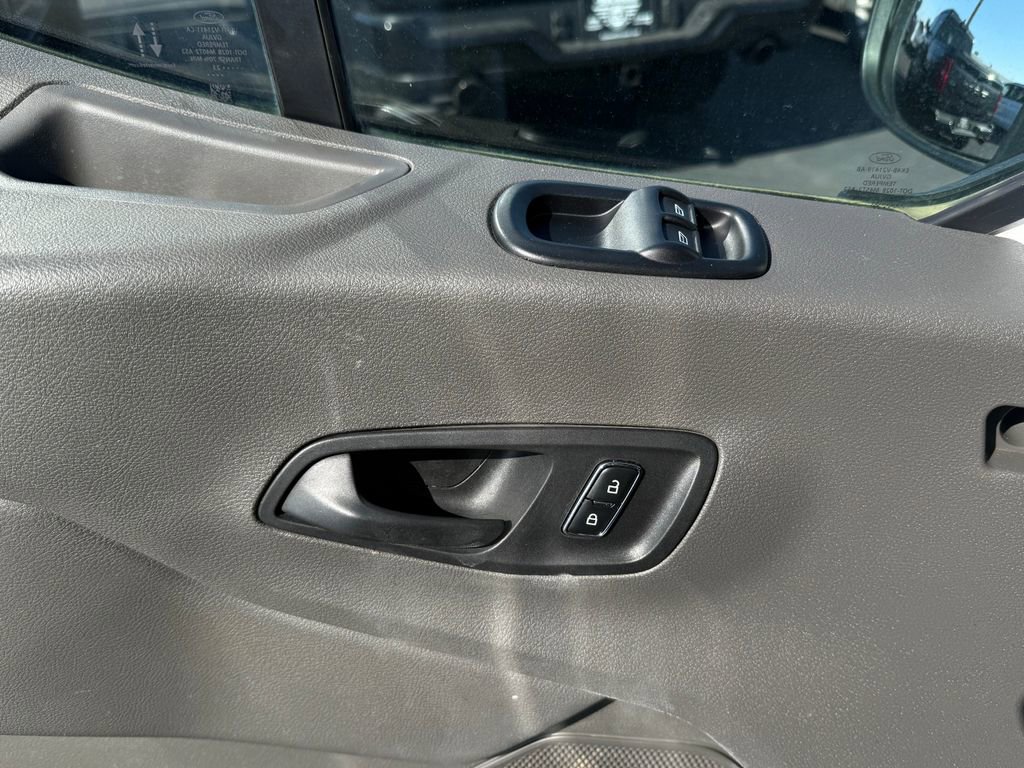 Used 2023 Ford Transit 350 XLT image 23