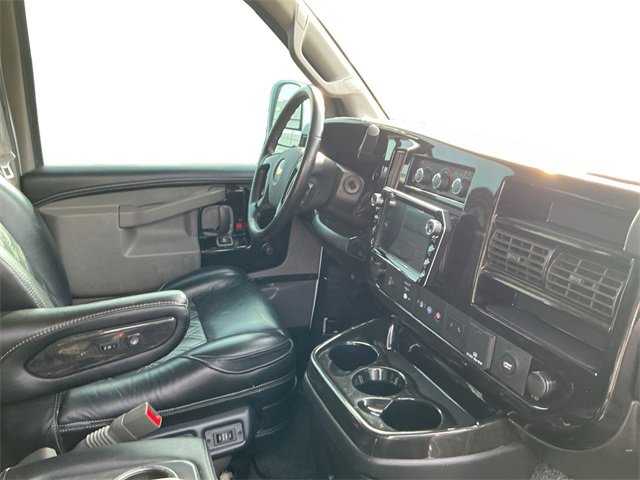 Used 2021 Chevrolet Express 2500 LS w/ Enhanced Convenience Package image 10