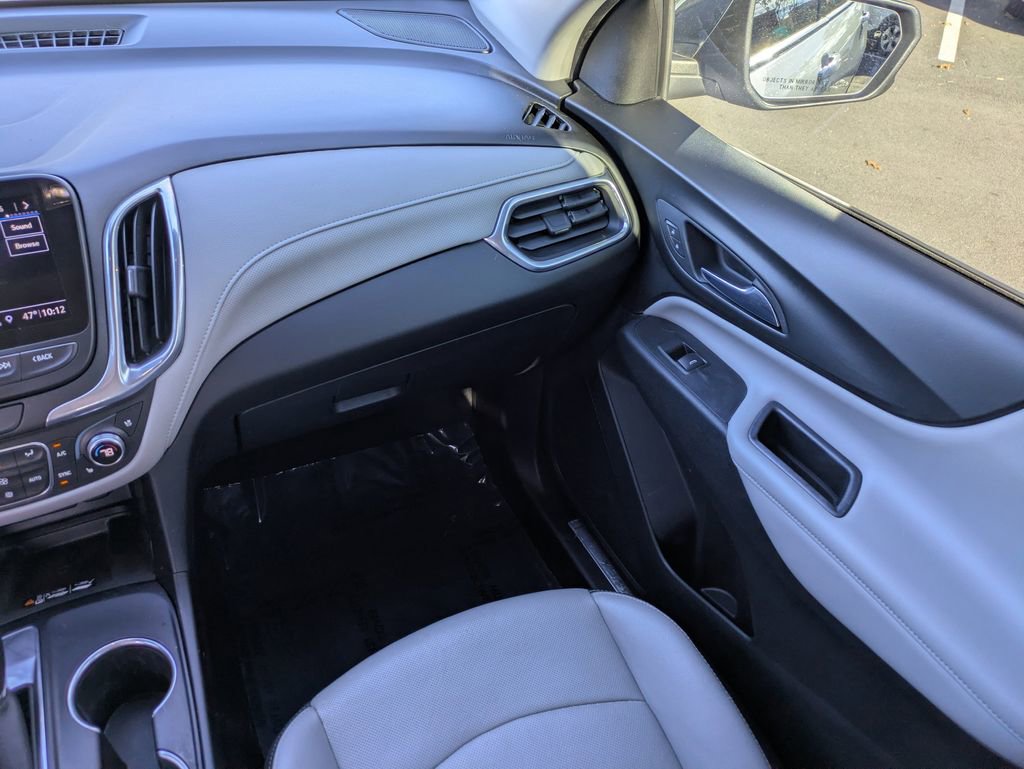 Used 2019 Chevrolet Equinox Premier image 16