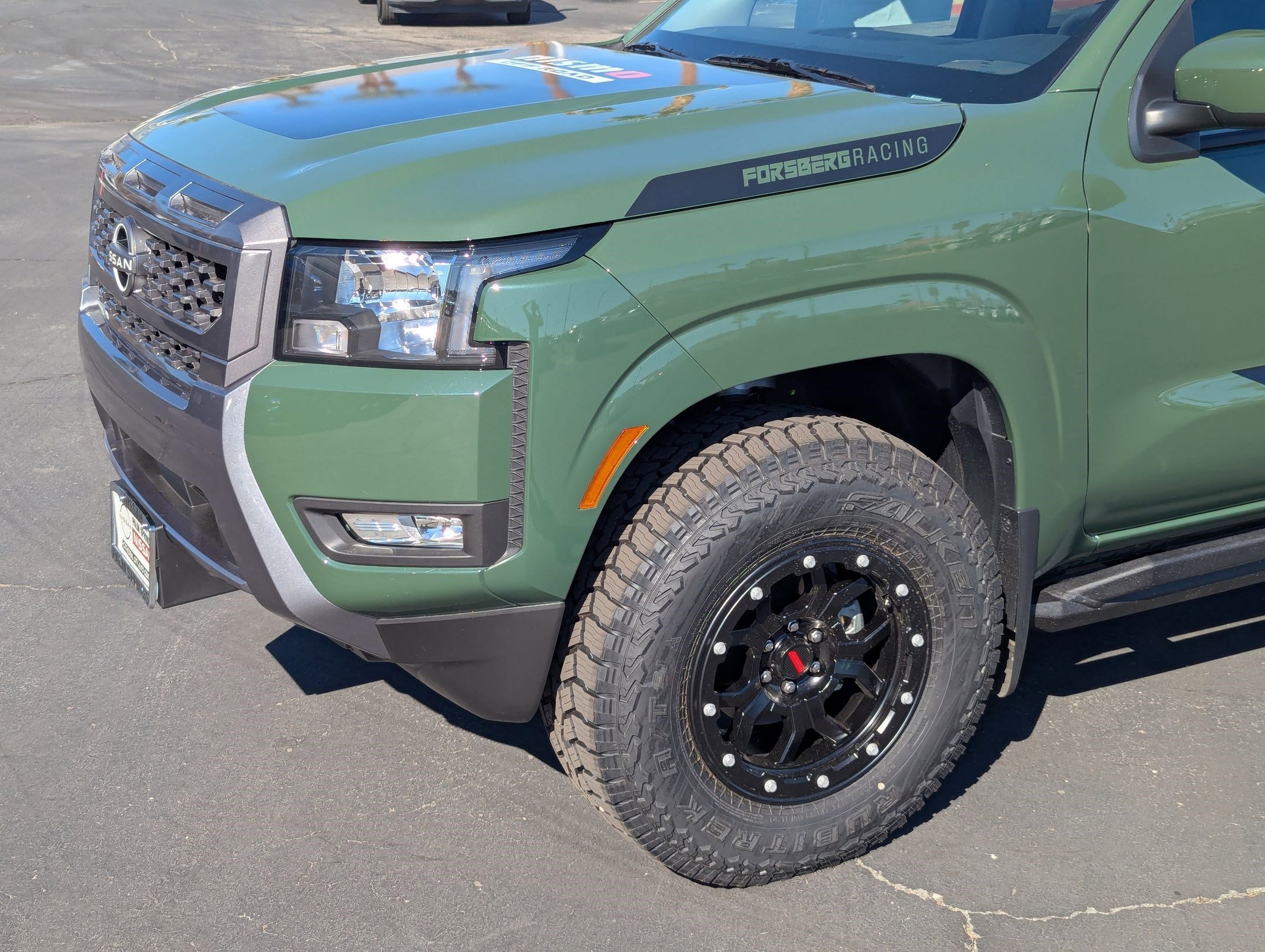 New 2025 Nissan Frontier SV w/ SV Convenience Package image 8