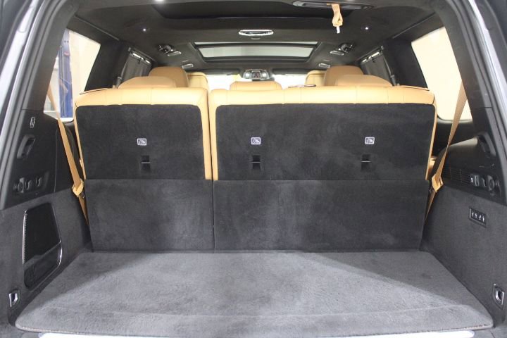 Used 2022 Jeep Grand Wagoneer Series III image 13