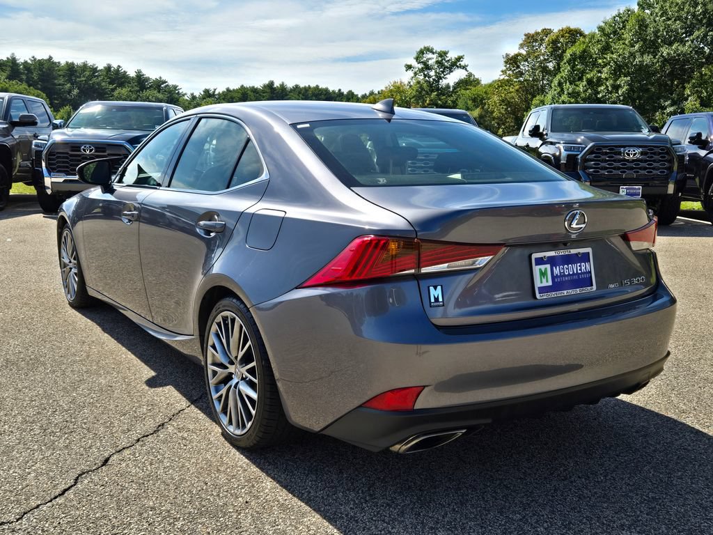 Used 2017 Lexus IS 300 AWD image 3
