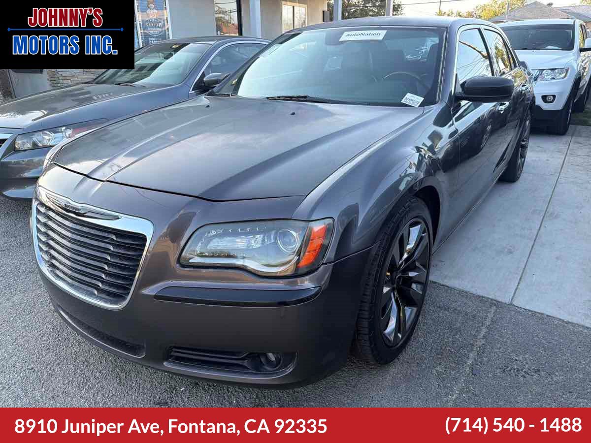 Used 2013 Chrysler 300 C w/ Light Group RWD image 1