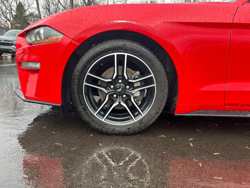 Used 2022 Ford Mustang Premium image 10