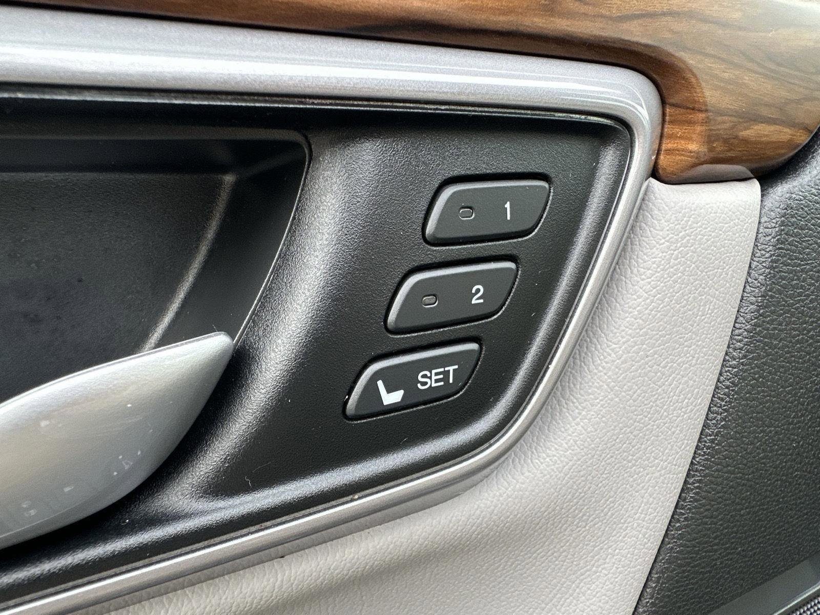 Used 2017 Honda CR-V EX-L image 8