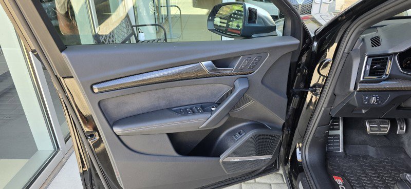 Used 2023 Audi SQ5 Premium Plus w/ Premium Plus Package image 16