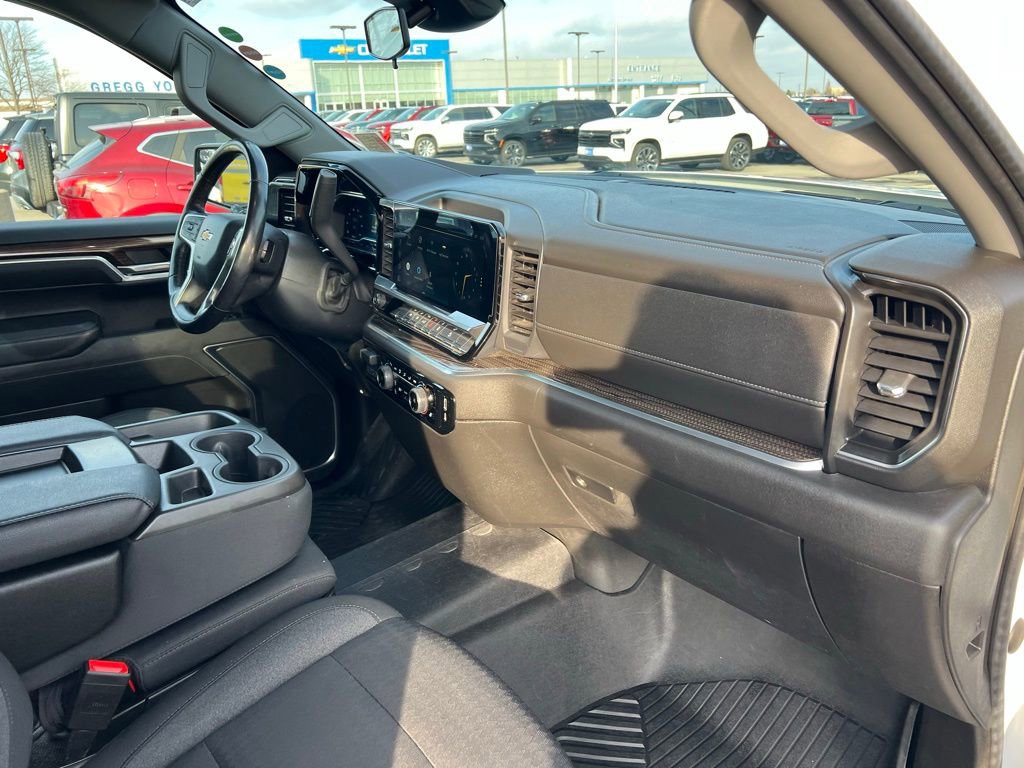 Used 2022 Chevrolet Silverado 1500 LT image 26
