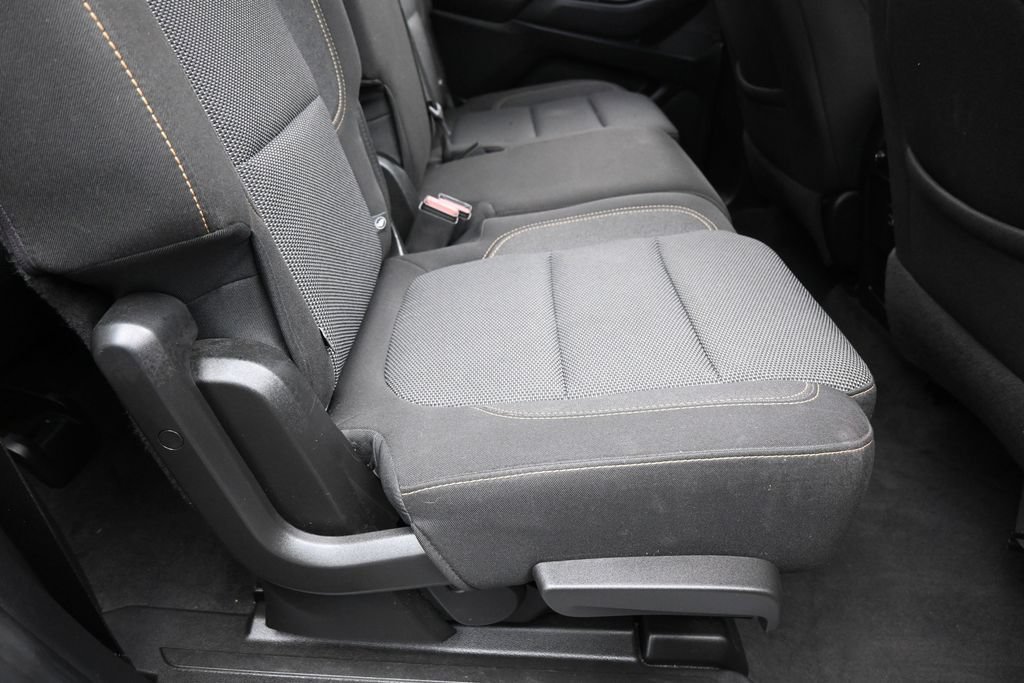 Used 2020 Chevrolet Traverse LS FWD image 35