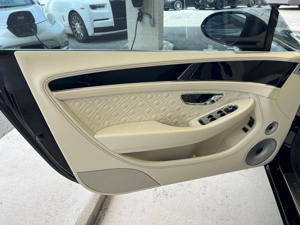 Used 2020 Bentley Continental GT image 13