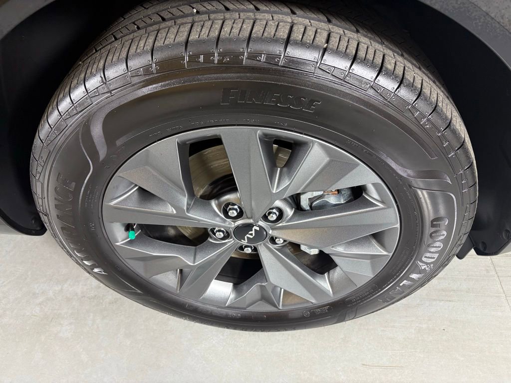 Used 2025 Kia Sportage SX Prestige image 11