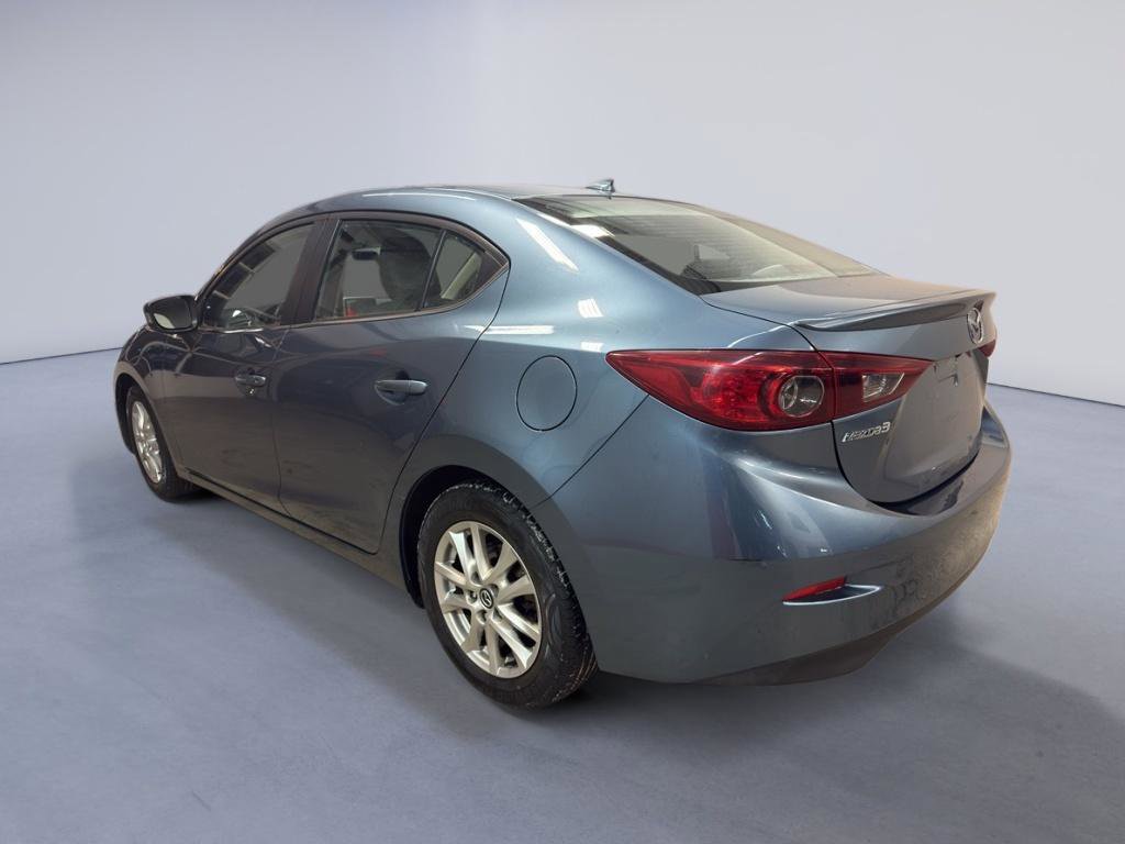 Used 2015 MAZDA MAZDA3 i Grand Touring image 5