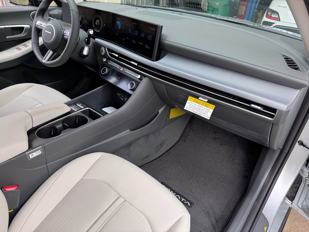 New 2026 Hyundai Sonata SEL FWD image 16