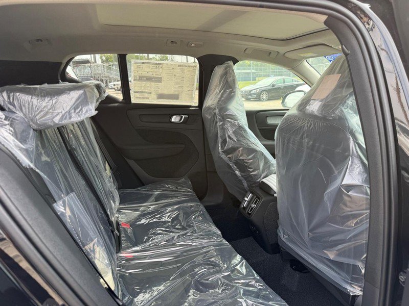 New 2026 Volvo XC40 B5 Plus w/ Protection Package Premier AWD/4WD image 5