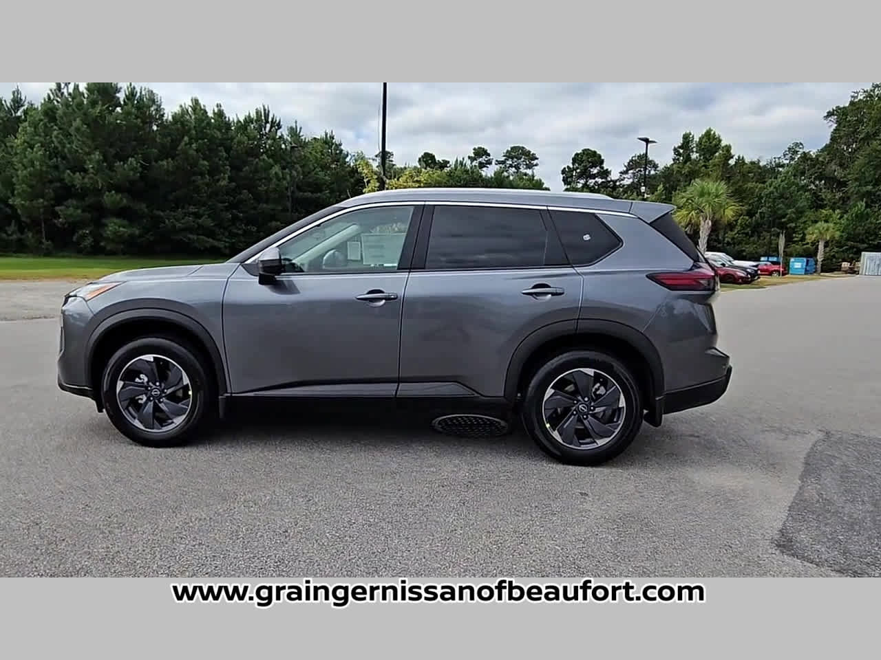 New 2026 Nissan Rogue SV image 25