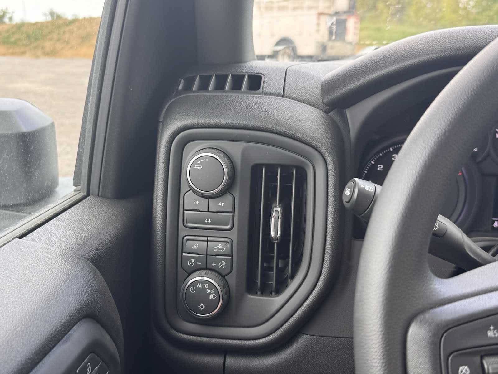 New 2026 Chevrolet Silverado 3500 W/T w/ WT Convenience Package AWD/4WD image 11