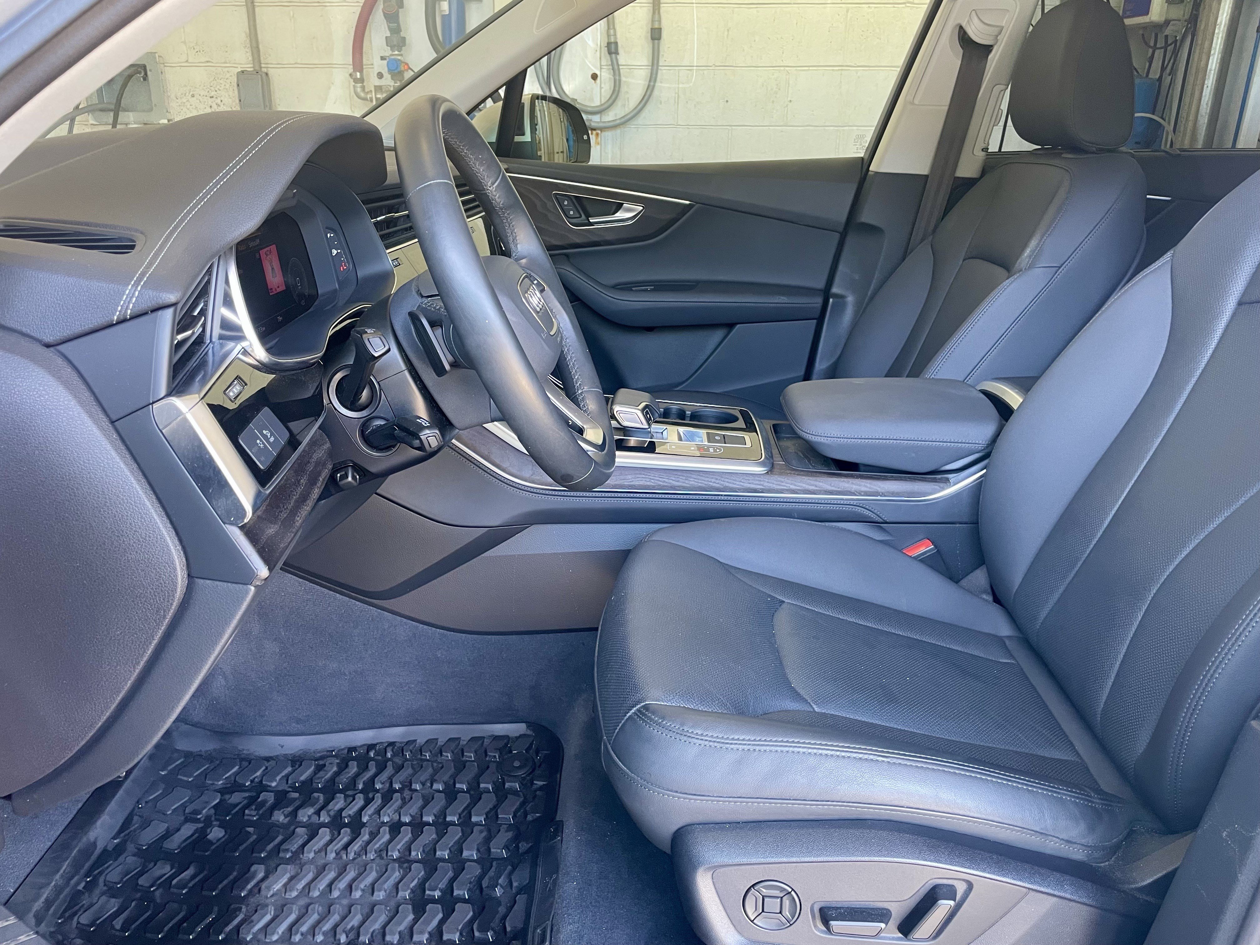 Used 2023 Audi Q7 3.0T Premium Plus AWD/4WD image 14