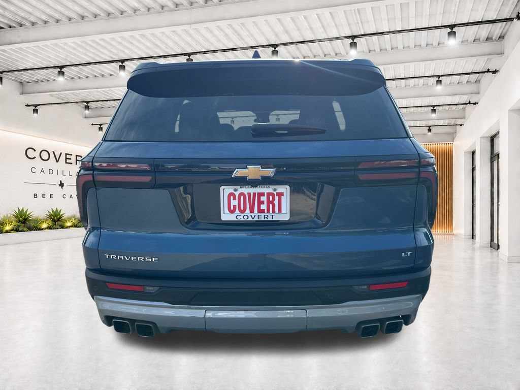 Used 2024 Chevrolet Traverse LT FWD image 8