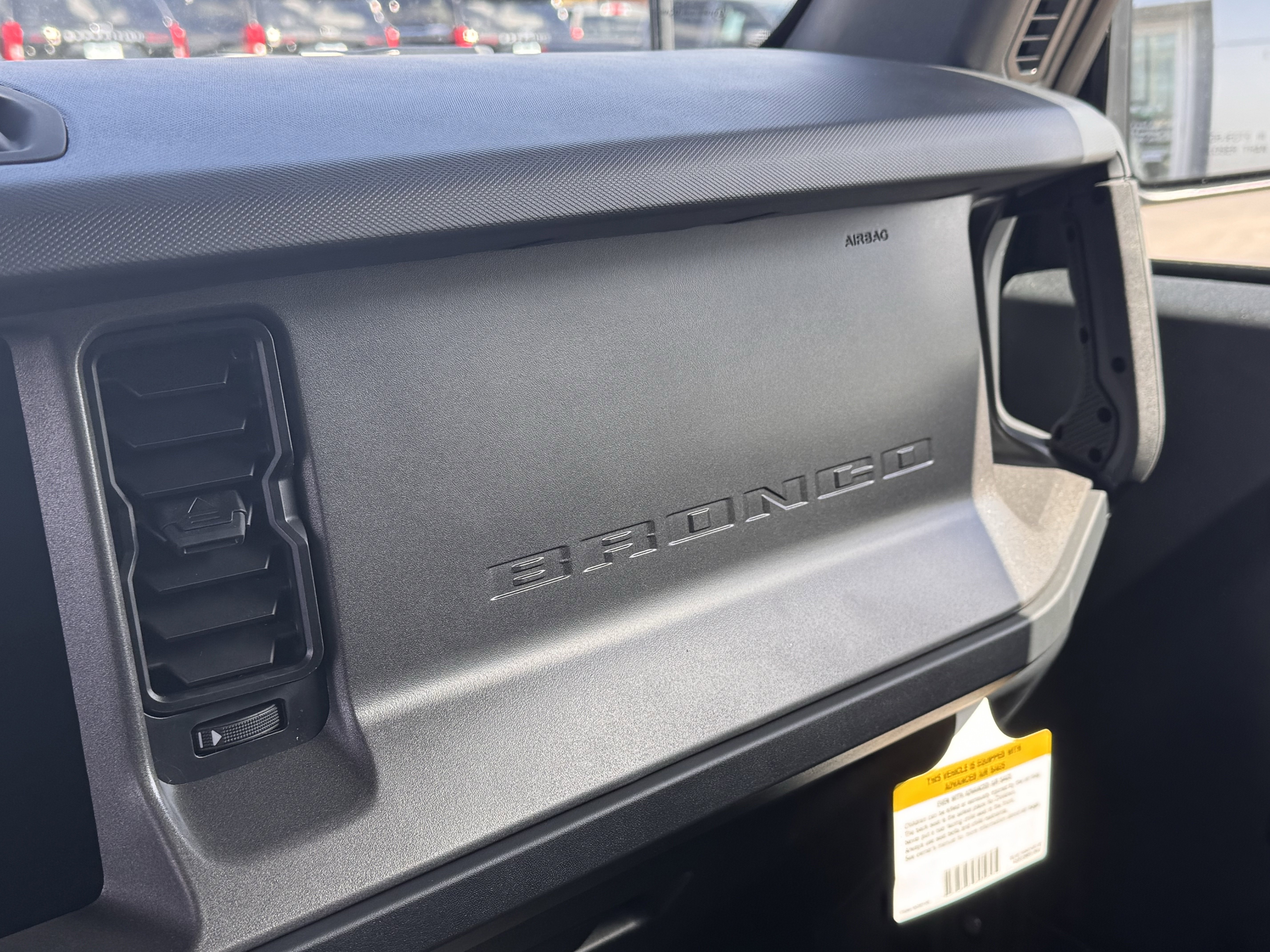 New 2025 Ford Bronco Badlands image 15