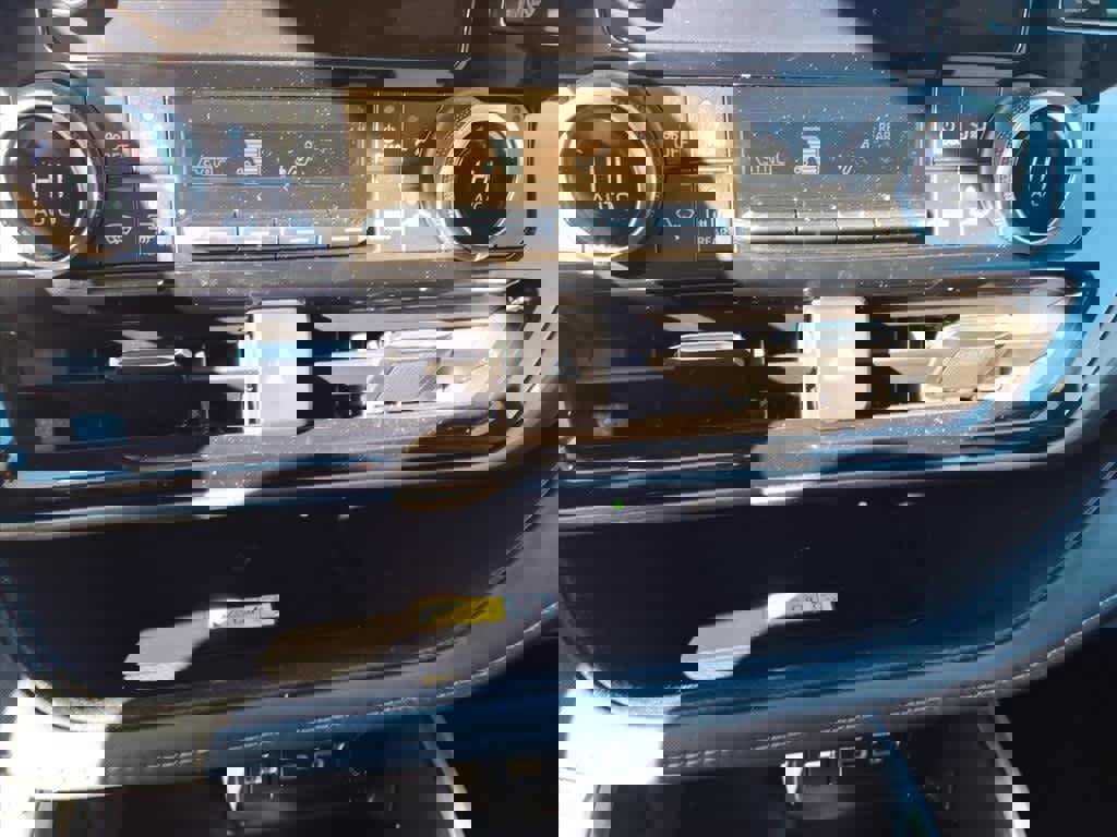 Used 2023 Toyota Highlander XLE image 20