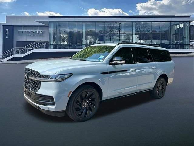 New 2026 Lincoln Navigator L Reserve AWD/4WD image 3