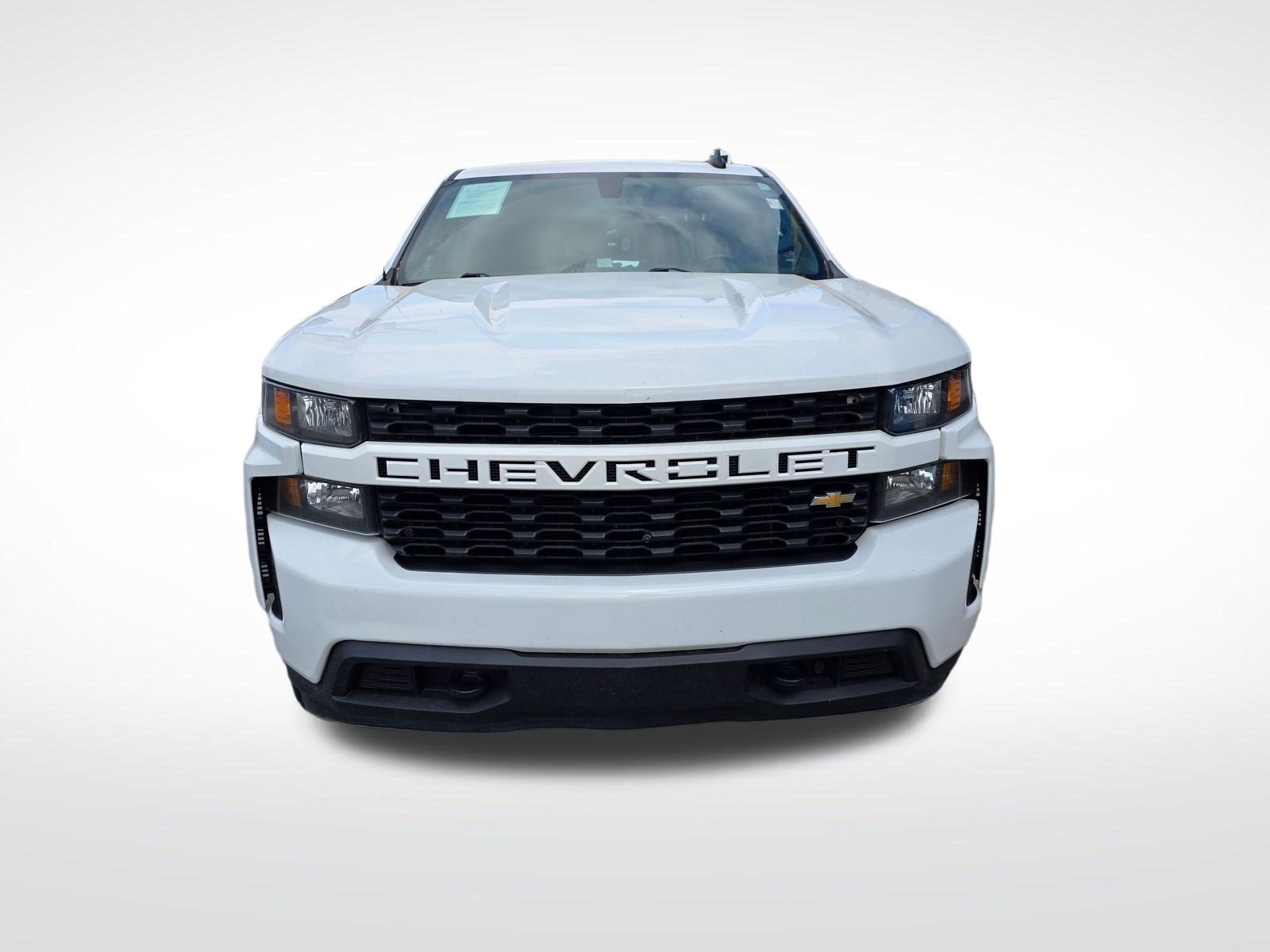 Used 2019 Chevrolet Silverado 1500 Custom w/ Custom Value Package image 3