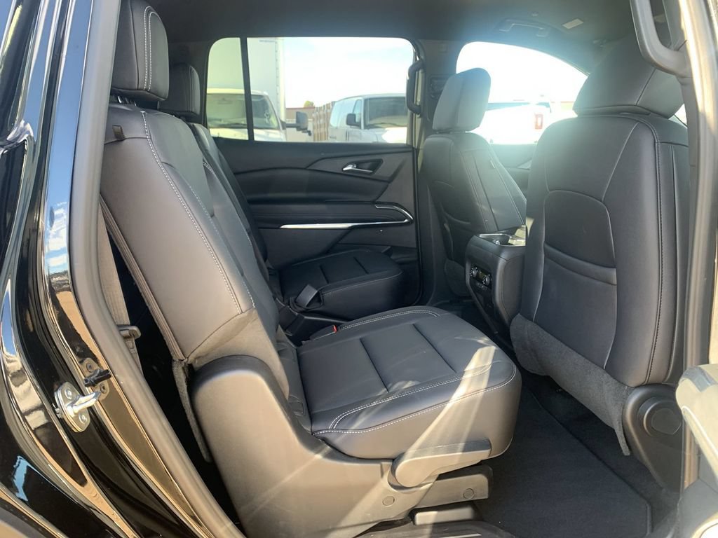 Certified 2026 Chevrolet Traverse LT FWD image 25