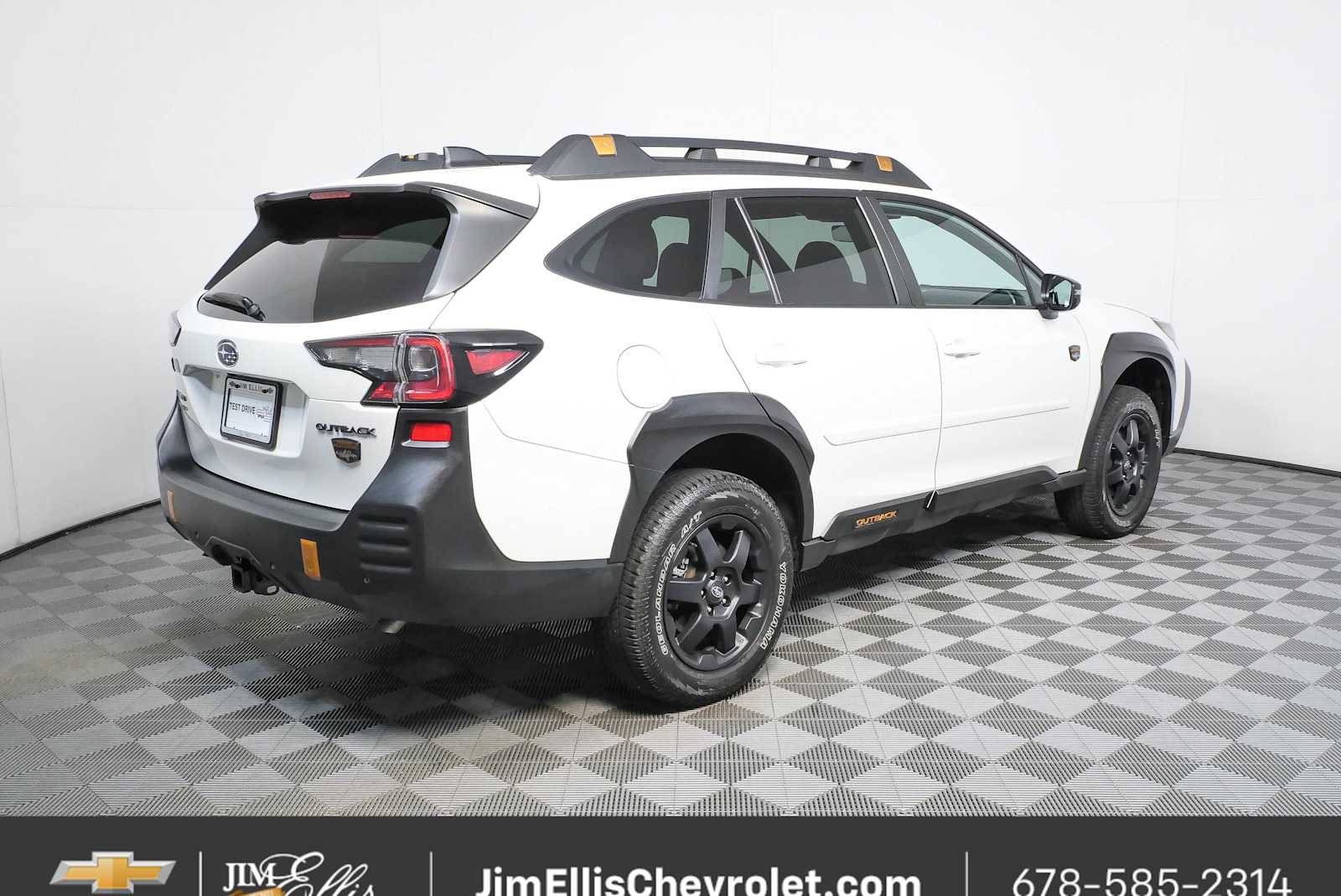 Used 2024 Subaru Outback Wilderness AWD/4WD image 3