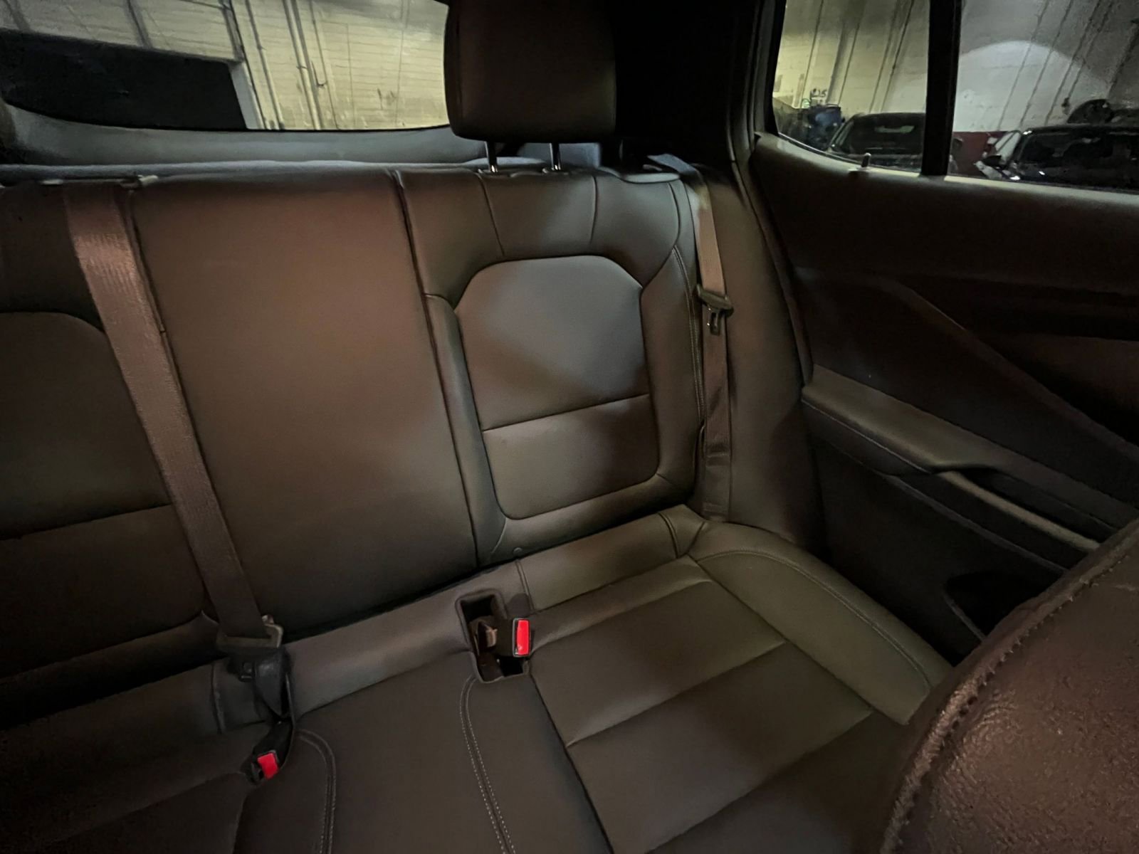 Used 2025 Buick Envista Sport Touring image 36