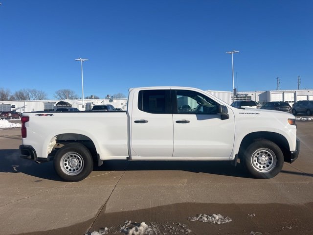 Used 2020 Chevrolet Silverado 1500 W/T w/ WT Convenience Package image 2