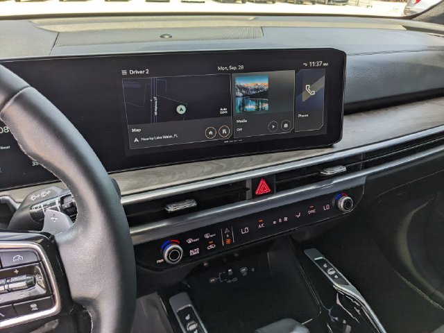 Used 2025 Kia Sorento SX Prestige AWD/4WD image 27
