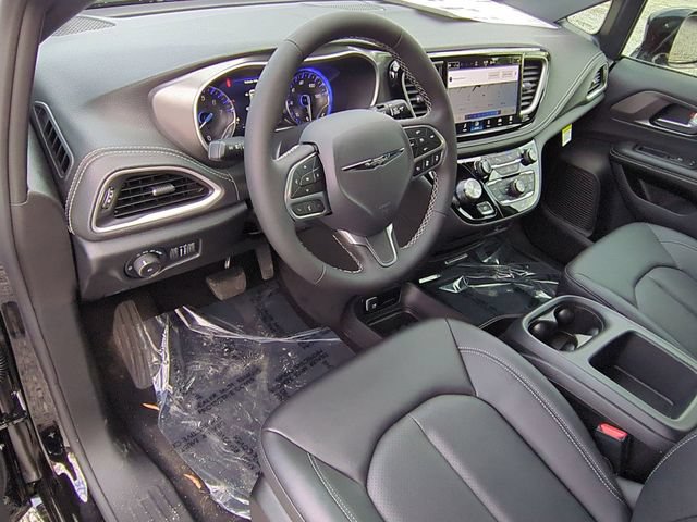 New 2026 Chrysler Pacifica Select FWD image 12
