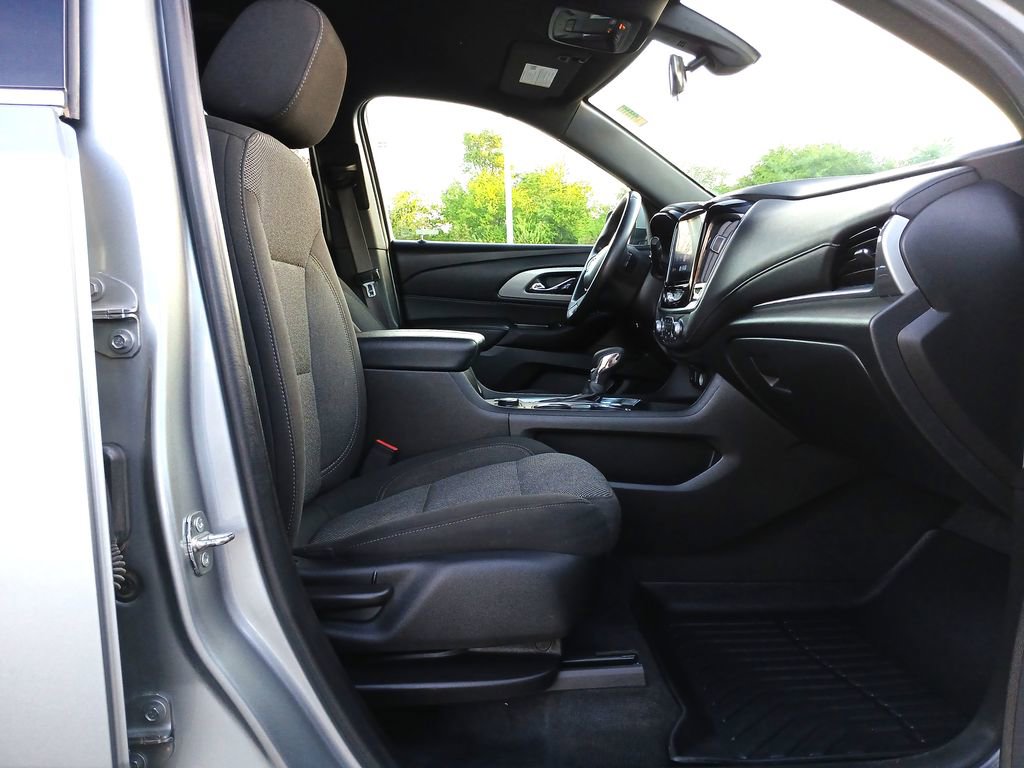 Certified 2023 Chevrolet Traverse LT image 28