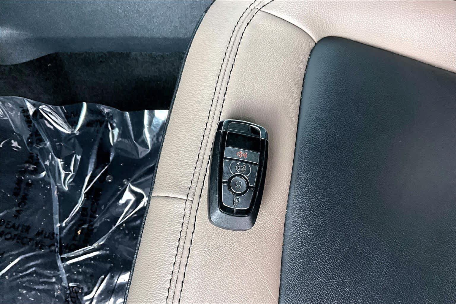 Used 2023 Ford Bronco Wildtrak AWD/4WD image 14