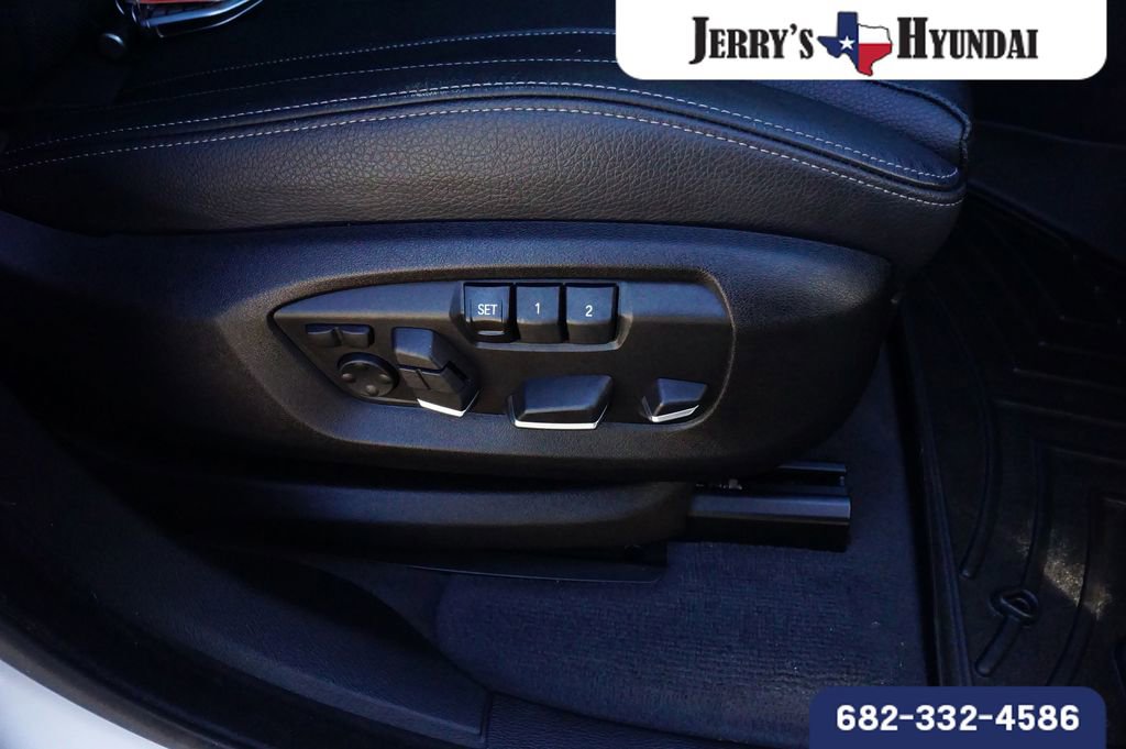 Used 2018 BMW X6 xDrive50i w/ Premium Package image 27