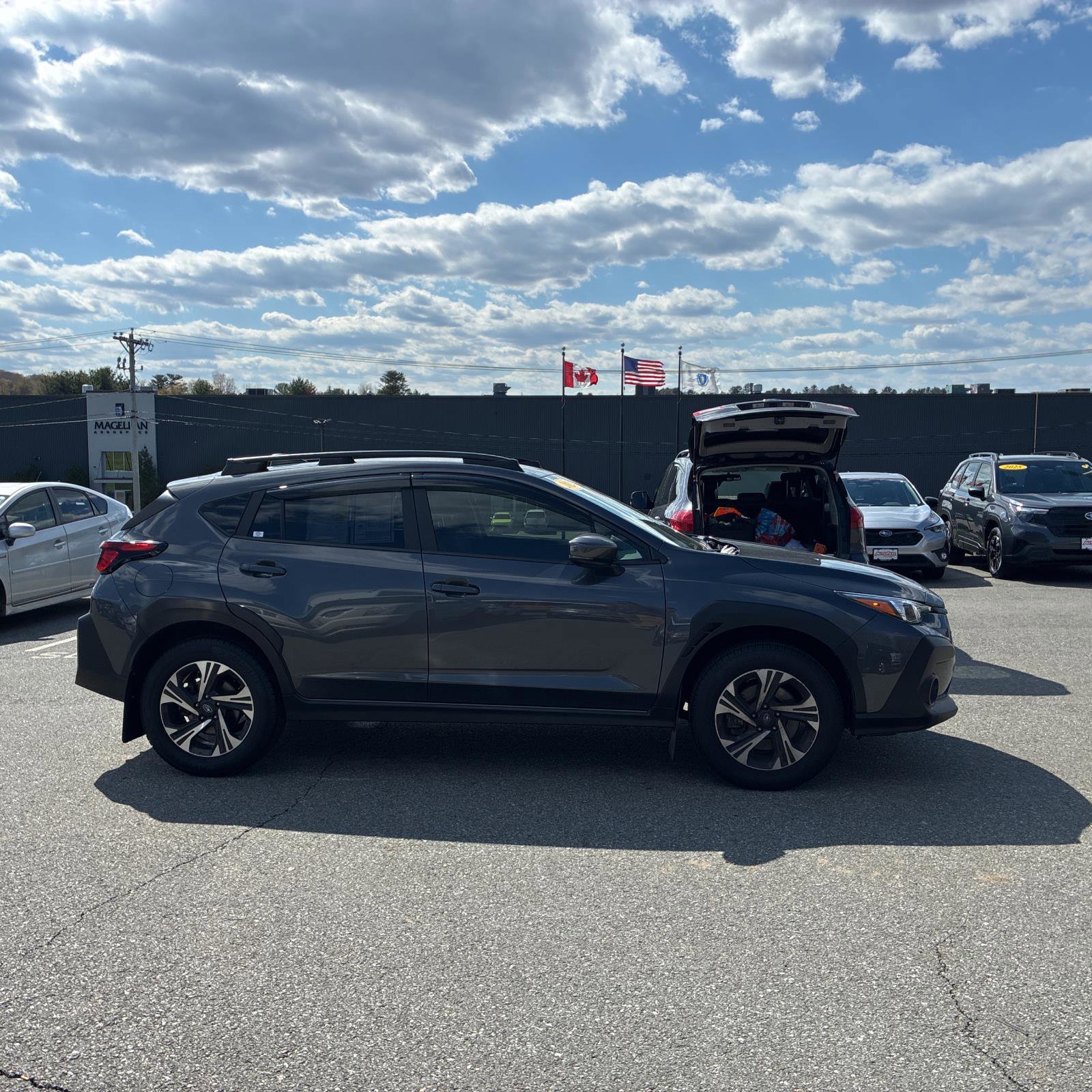 Used 2024 Subaru Crosstrek 2.0i Premium AWD/4WD image 4