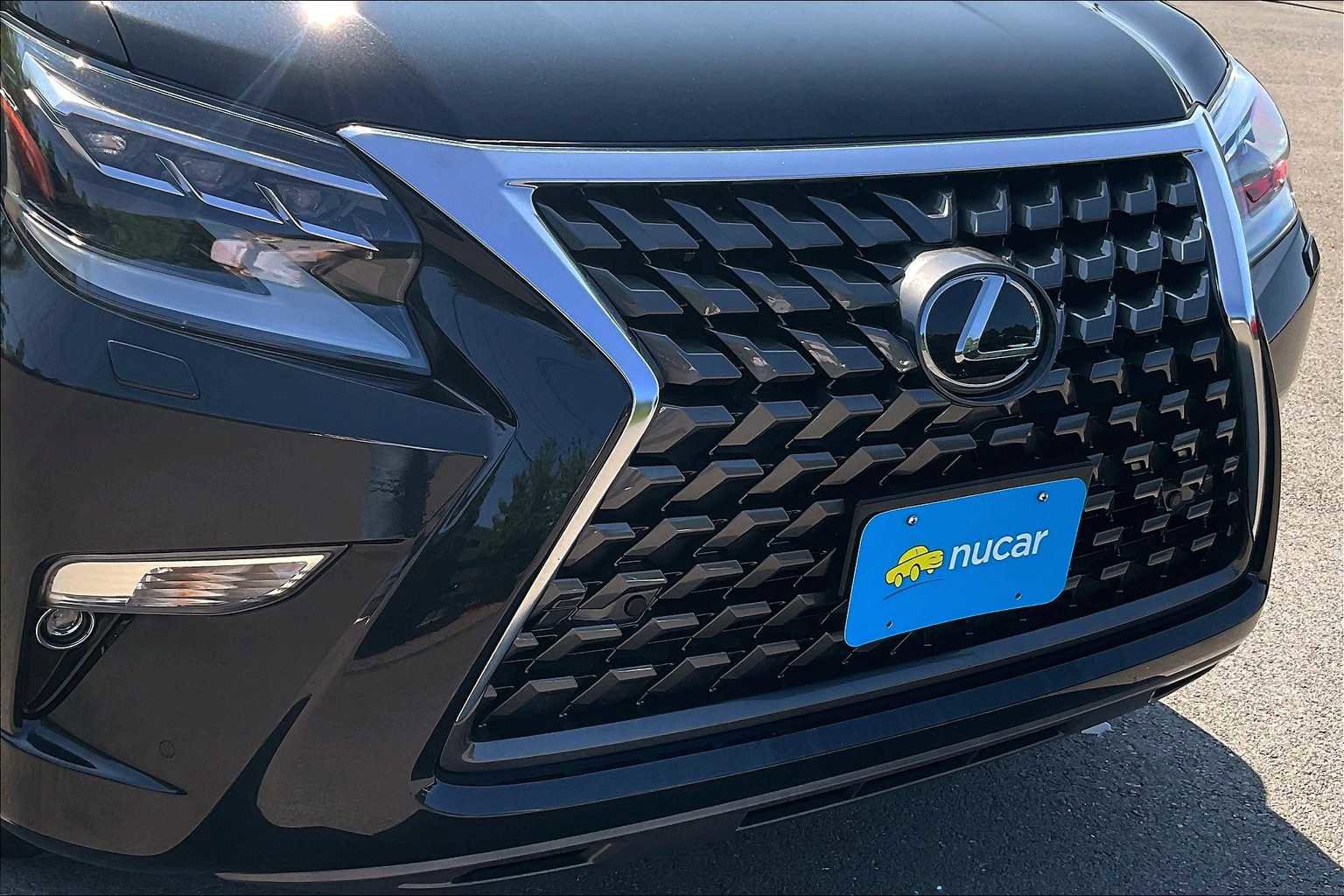 Used 2023 Lexus GX 460 Premium image 32