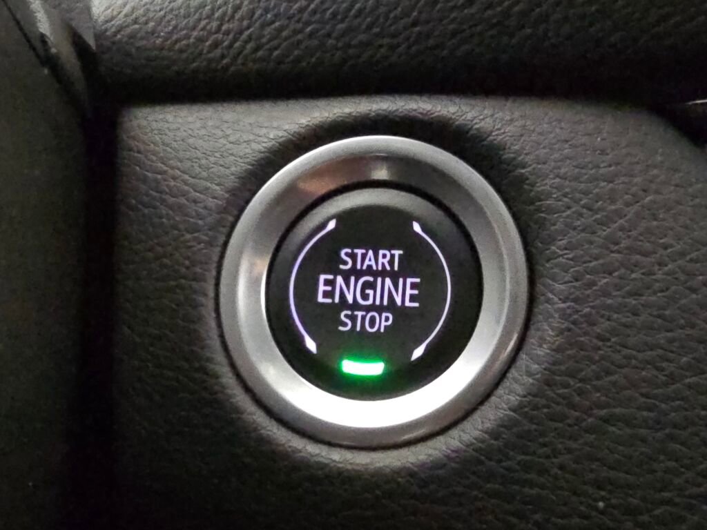 Used 2024 Cadillac XT4 Premium Luxury image 29