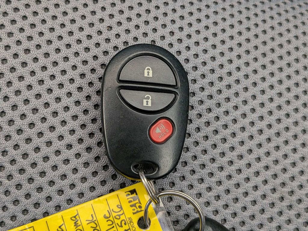 Used 2008 Toyota Tacoma PreRunner image 24