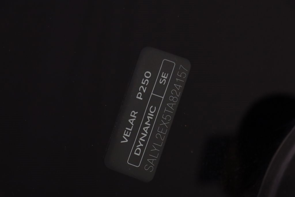 New 2026 Land Rover Range Rover Velar Dynamic SE image 26