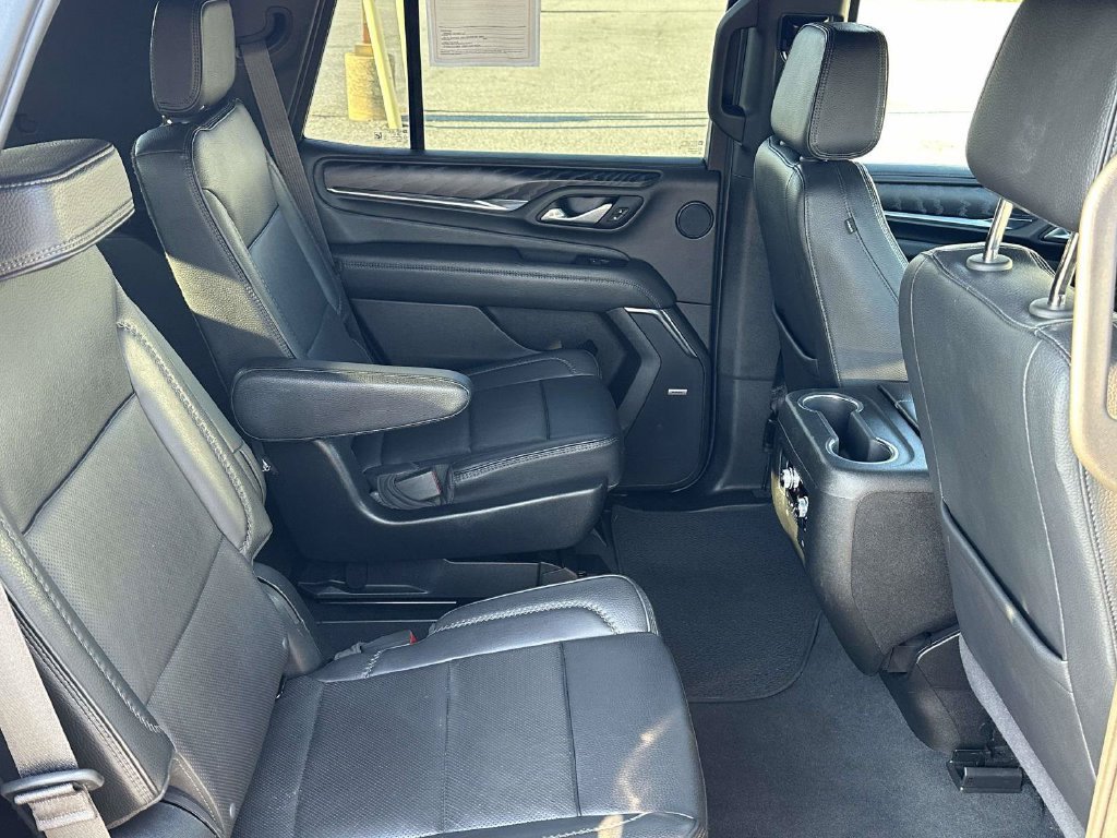 Used 2023 GMC Yukon Denali AWD/4WD image 10