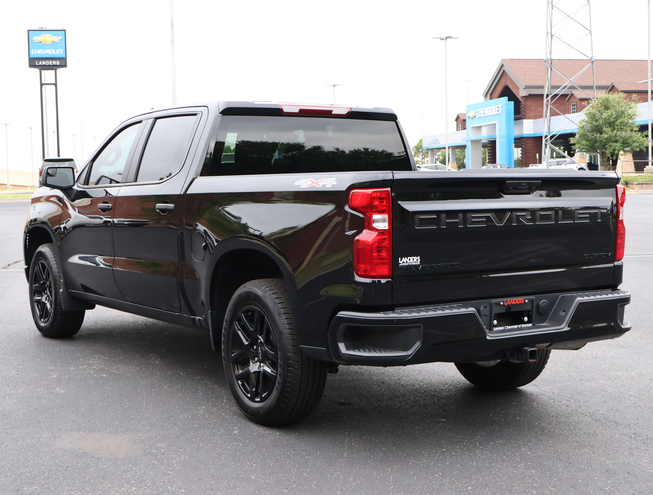 New 2026 Chevrolet Silverado 1500 Custom w/ LPO, Dark Essentials Package AWD/4WD image 8
