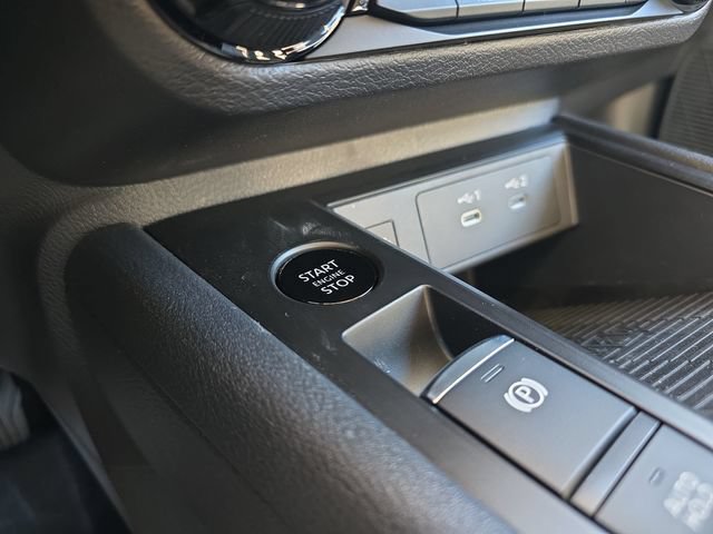 New 2026 Nissan Kicks SV w/ Cold Weather Package AWD/4WD image 22