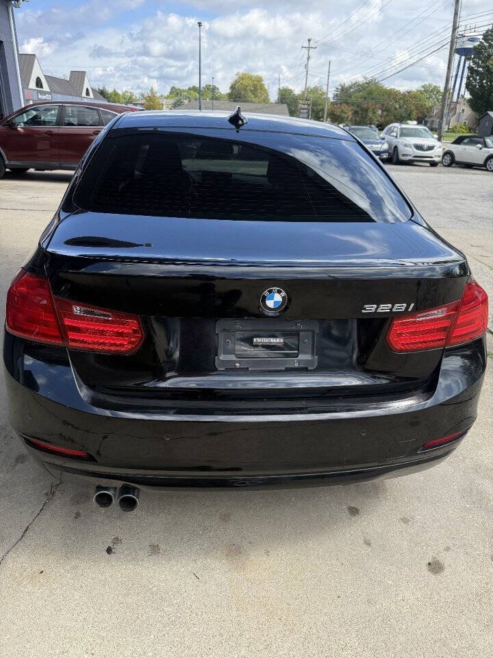 Used 2015 BMW 328i Sedan RWD image 5