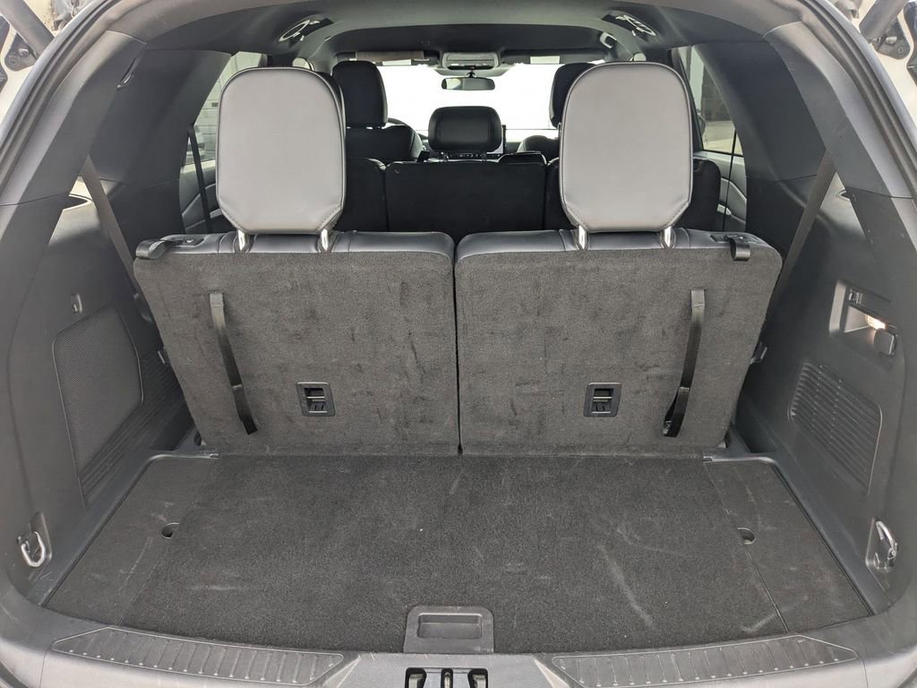 Used 2025 Ford Explorer ST-Line w/ ST-Line Street Pack image 28