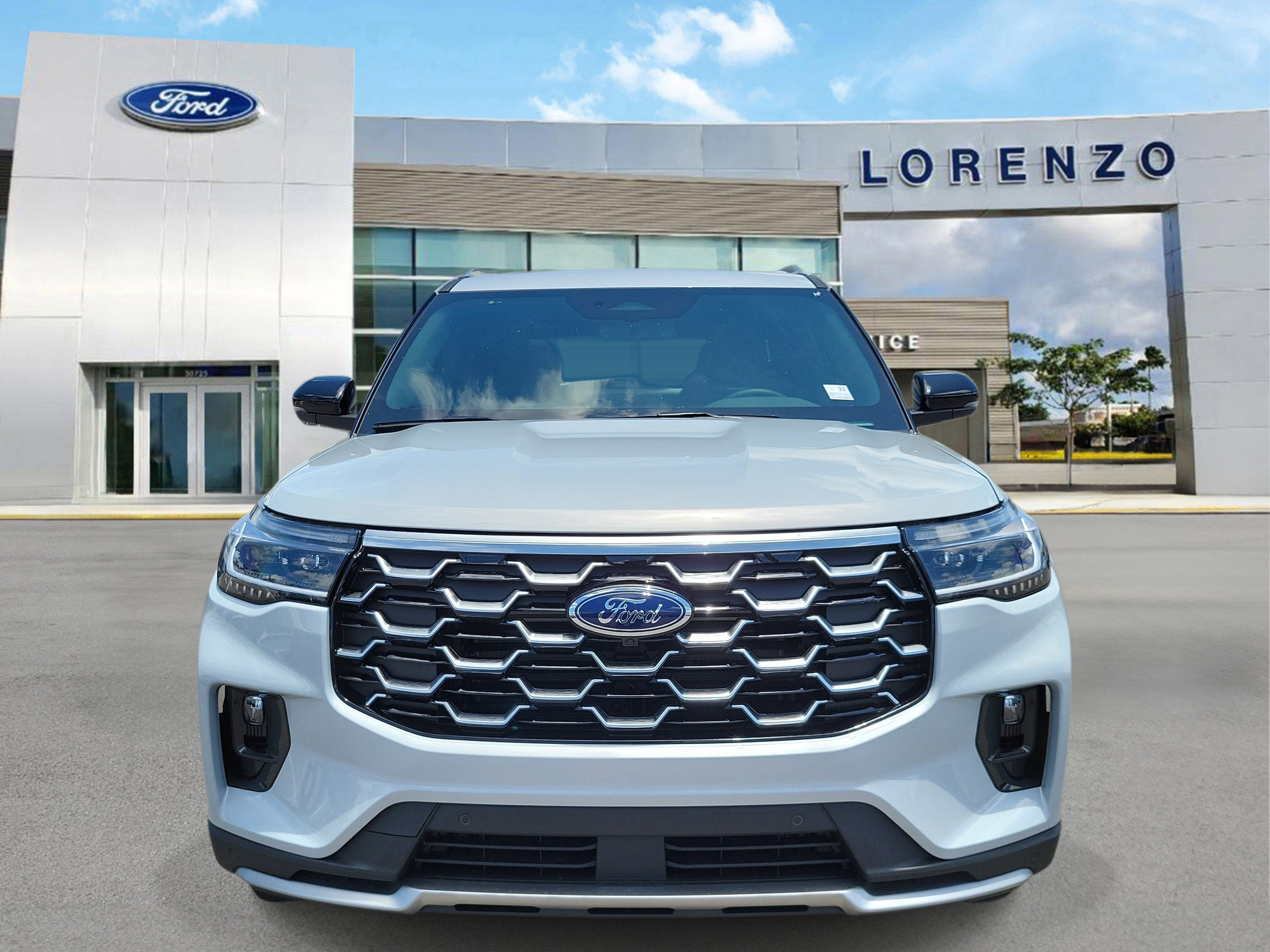 New 2026 Ford Explorer Platinum RWD image 2